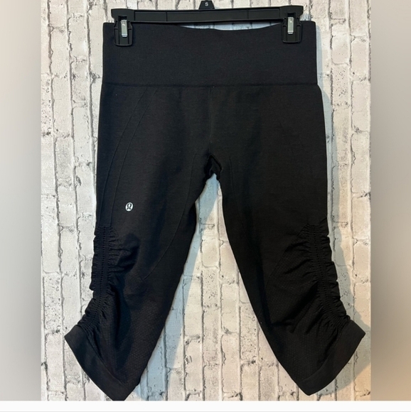 Lululemon Compression Leggings Black * - Picture 1 of 10